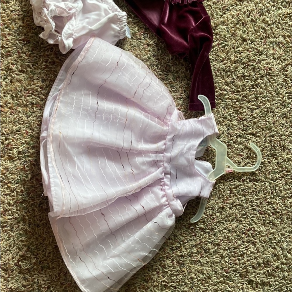 Dress - Picture 2 of 4